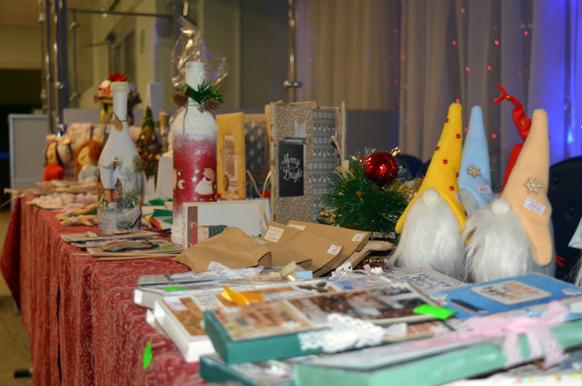 Новогодний фестиваль творчества студентов МТКС и ярмарка сувенирной продукции